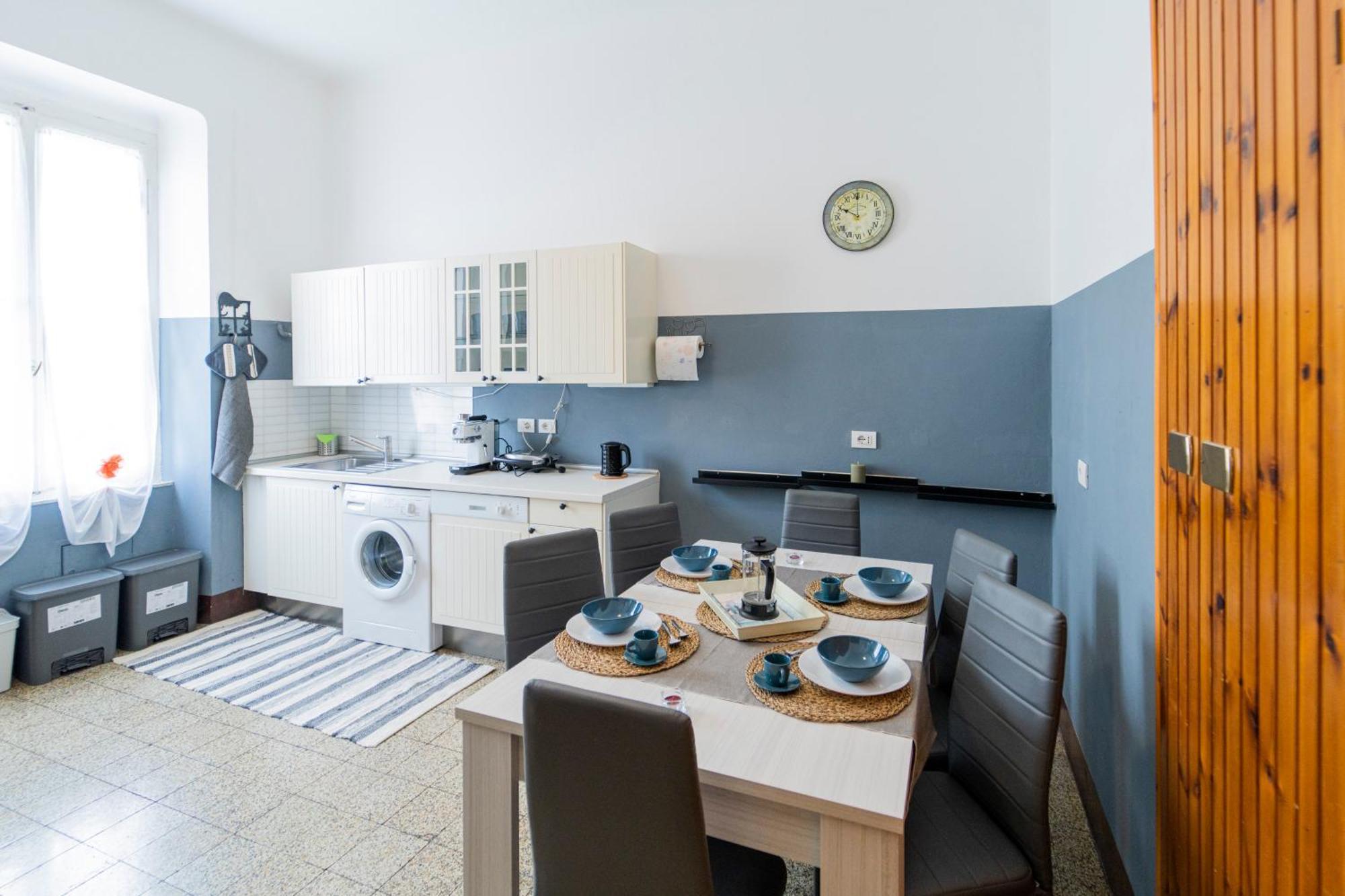 Apartamento Casa Marina: A Due Passi Dal Mare Levanto Exterior foto